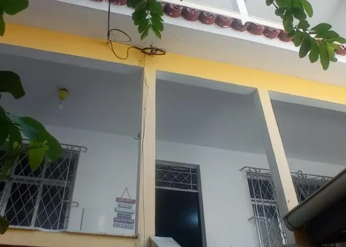 Colinna Hostel